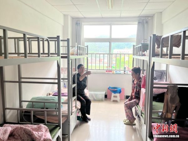 配资网炒股股票 探访北京密云受灾民众安置点：保障医食住